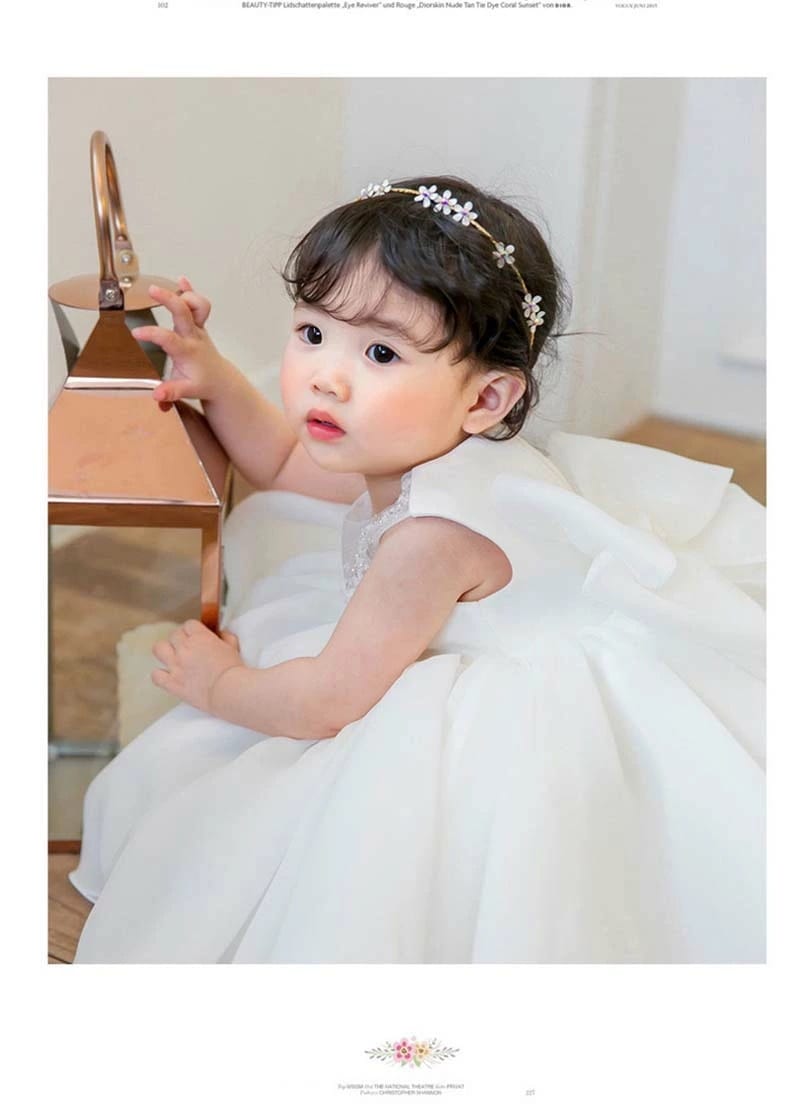 季節限定子供ドレス 結婚式 ホワイト ノースリーブ セレモニードレス ベビードレス 小学生 女の子 キッズ フォーマル フラワーガール 卒業式 発表会 七五三 演奏会 誕生日 ピアノ お祝い プリンセ