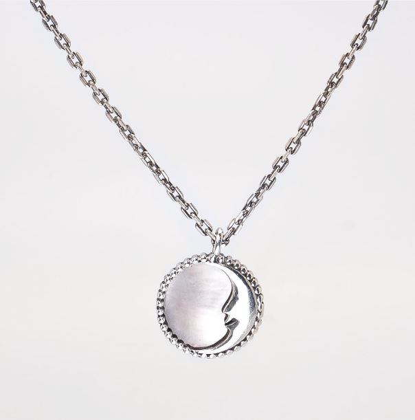 [BTS ジミン着用] 【HARANG】 HR 32N NECKLACE HR32N ネックレス Mother of Pearl Moon Carved Necklace 螺鈿 ネックレス