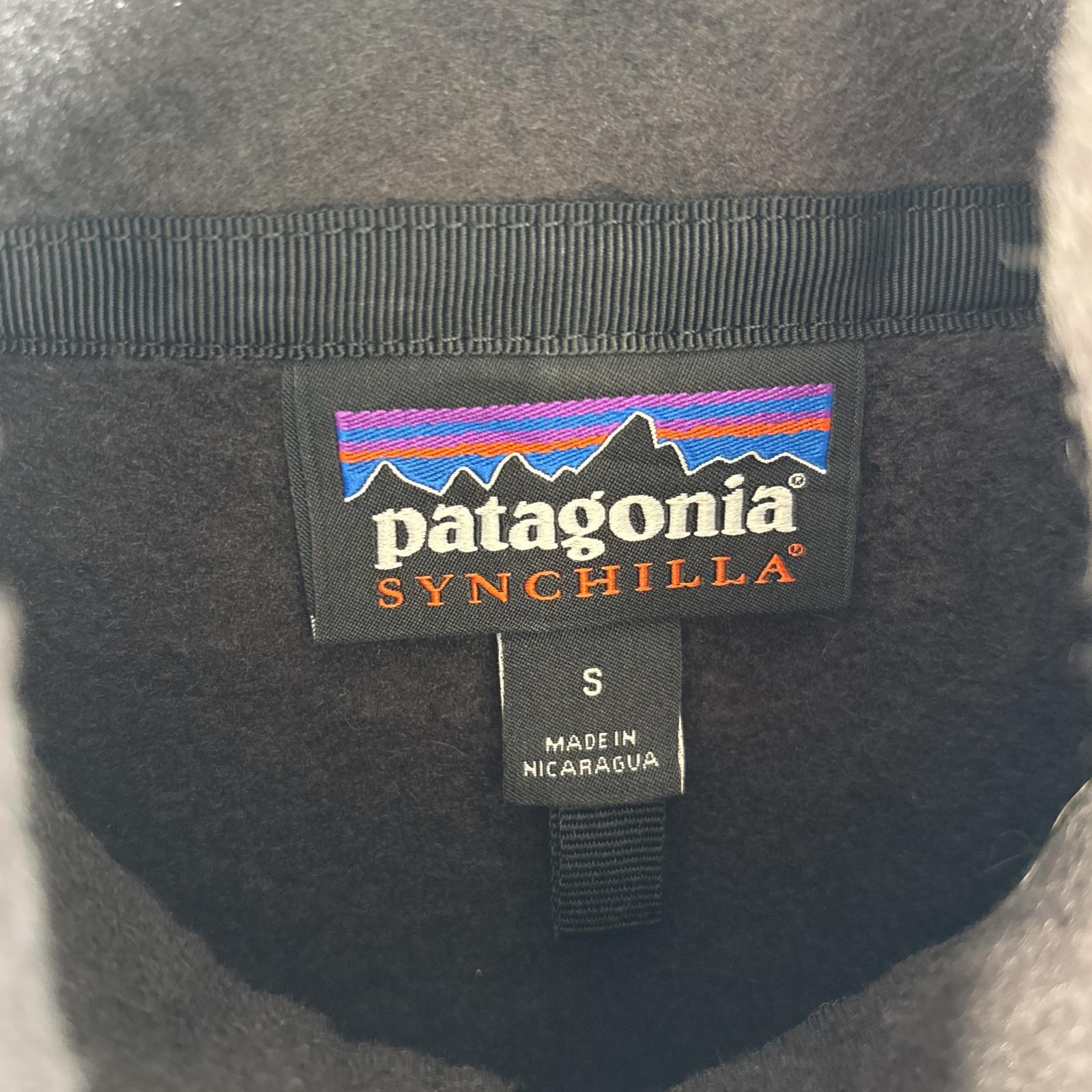 古着 フリースベスト シンチラ ワンポイントロゴ 企業ロゴ刺繍 フルジップ S ブラック レディース 古着 フリースベスト シンチラ ワンポイントロゴ 企業ロゴ刺繍 フルジップ S ブラック レディース