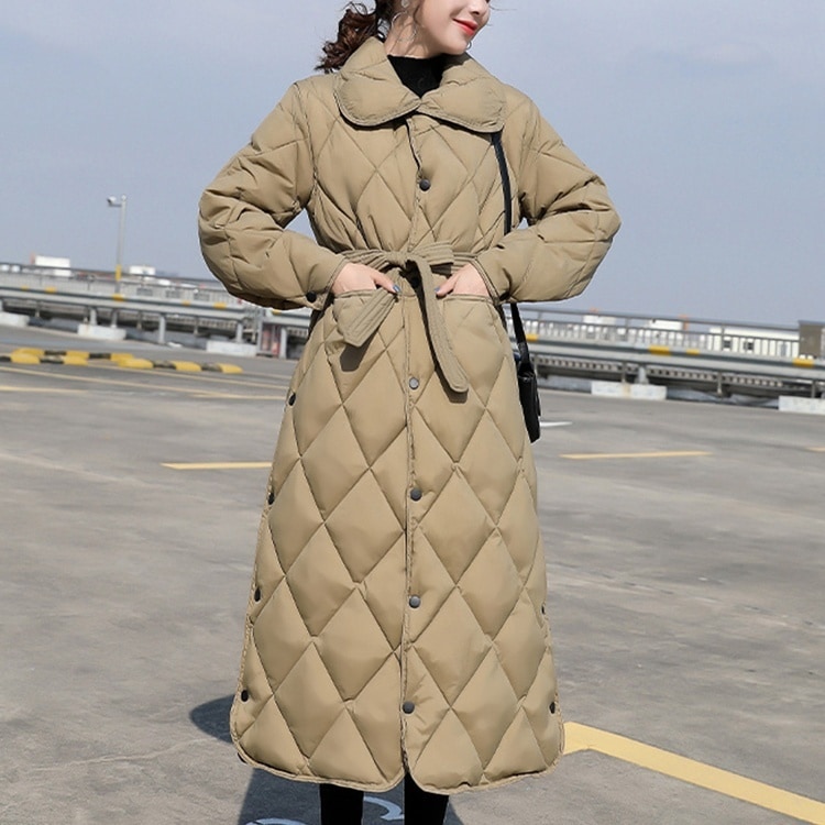アウター コート ロングコート キルティングコート 長袖 ハイネック 襟付き 前開き ボタン ポケットウエストベルト 中綿 かわいい 大人可愛い きれいめ シンプル 上品 おしゃれ かっこいい