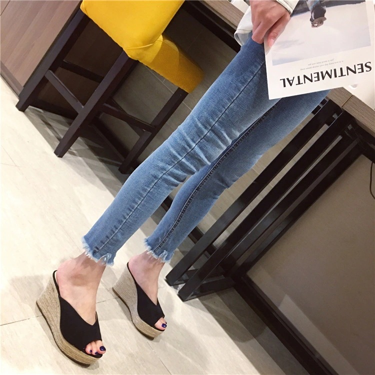 暑い季節でも涼しげな 韓国ファッション ファッション シングル ハイヒール オシャレ 砂とスリッパ 夏 水台 マフケーキ お出かけ 百掛け 麻紐 魚口 ウェッジヒール スリッパ スリム 暑い季節でも涼しげな 韓国ファッション ファッション シングル ハイヒール オシャレ 砂とスリッパ 夏 水台 マフケーキ お出かけ 百掛け 麻紐 魚口 ウェッジヒール スリッパ スリム