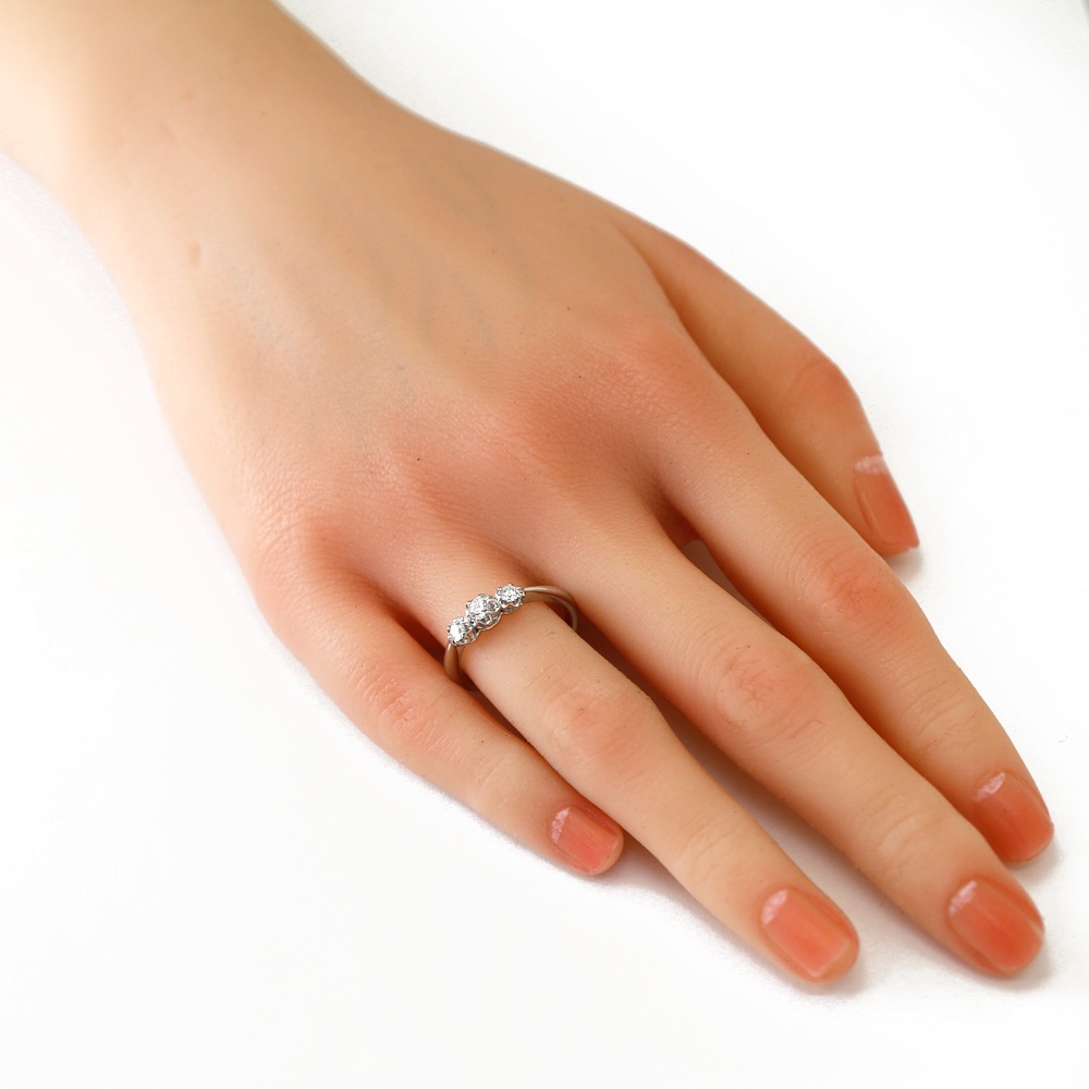 リング 指輪 13号 Pt900プラチナ ダイヤモンド 中古 美品 リング 指輪 13号 Pt900プラチナ ダイヤモンド 中古 美品