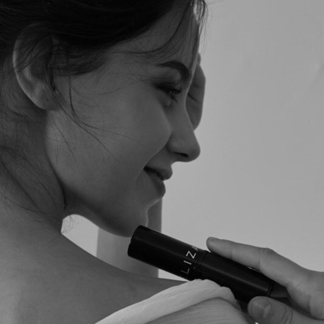 練り香水 スティック 香水 ELBT ユリ コットン レディース スティック香水 ジンジャー 韓国練り香水 韓国 韓国香水 ヘアバーム ボディバーム レディース香水 韓国練り香水 カップル 夫婦 練り香水 スティック 香水 ELBT ユリ コットン レディース スティック香水 ジンジャー 韓国練り香水 韓国 韓国香水 ヘアバーム ボディバーム レディース香水 韓国練り香水 カップル 夫婦