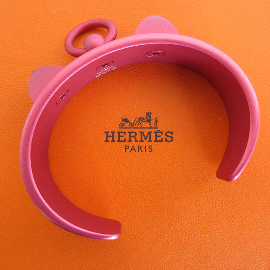 エルメス HERMES バングル ブレスレット コリエドシアン メドール/アルミニウム ピンク レディース s0672g エルメス HERMES バングル ブレスレット コリエドシアン メドール/アルミニウム ピンク レディース s0672g