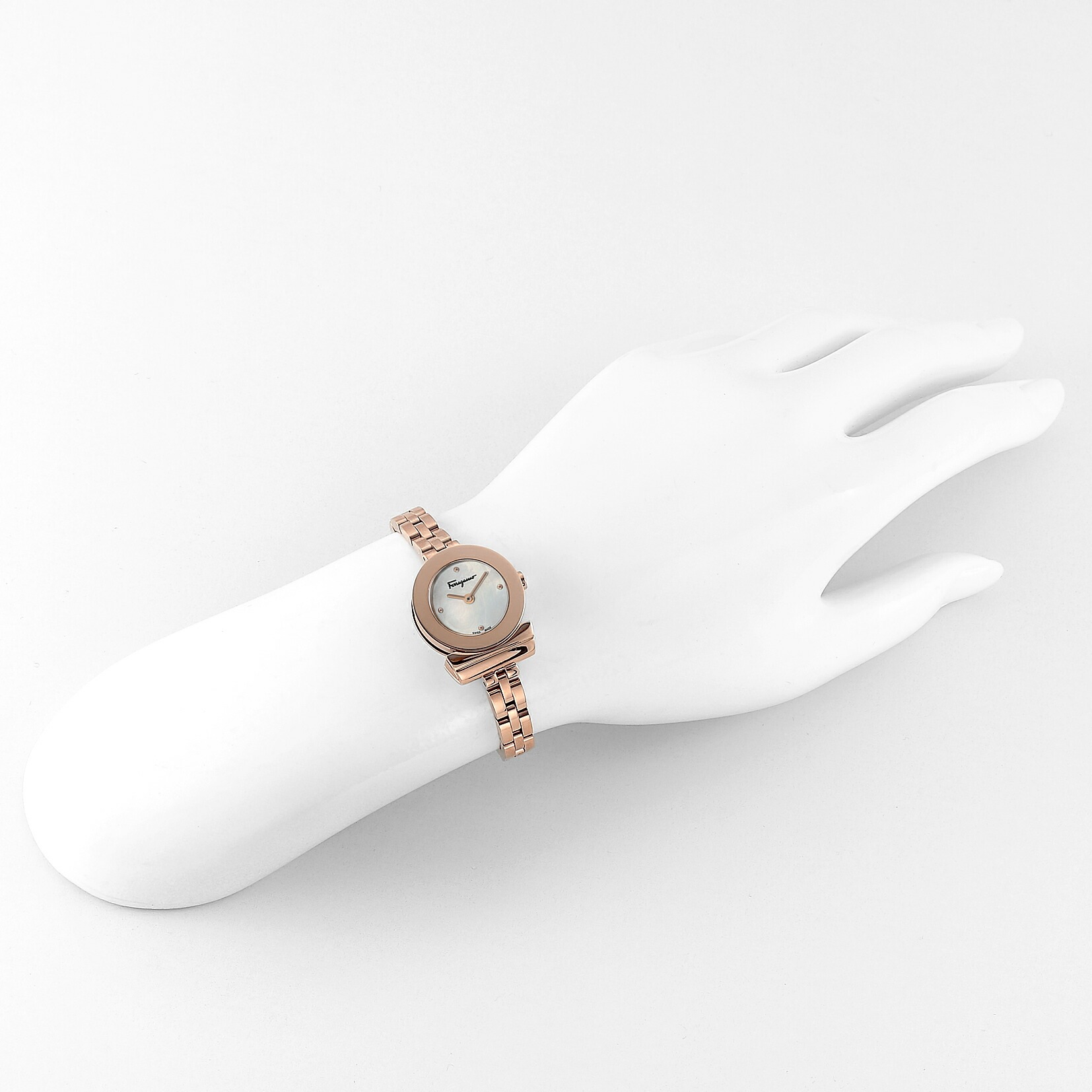 【腕時計】 Ferragamo(フェラガモ) GANCINO / ガンチーニ レディース ホワイトパール クォーツ FBF080017 時計 ブランド 【腕時計】 Ferragamo(フェラガモ) GANCINO / ガンチーニ レディース ホワイトパール クォーツ FBF080017 時計 ブランド