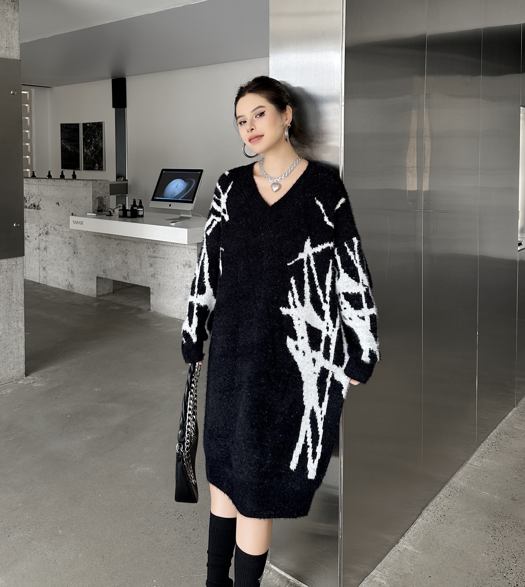 【J.Fashion】 ロングニット おしゃれ 個性的なデザイン ニットワンピース vネック レディース ロングセーター メガ割 【J.Fashion】 ロングニット おしゃれ 個性的なデザイン ニットワンピース vネック レディース ロングセーター メガ割