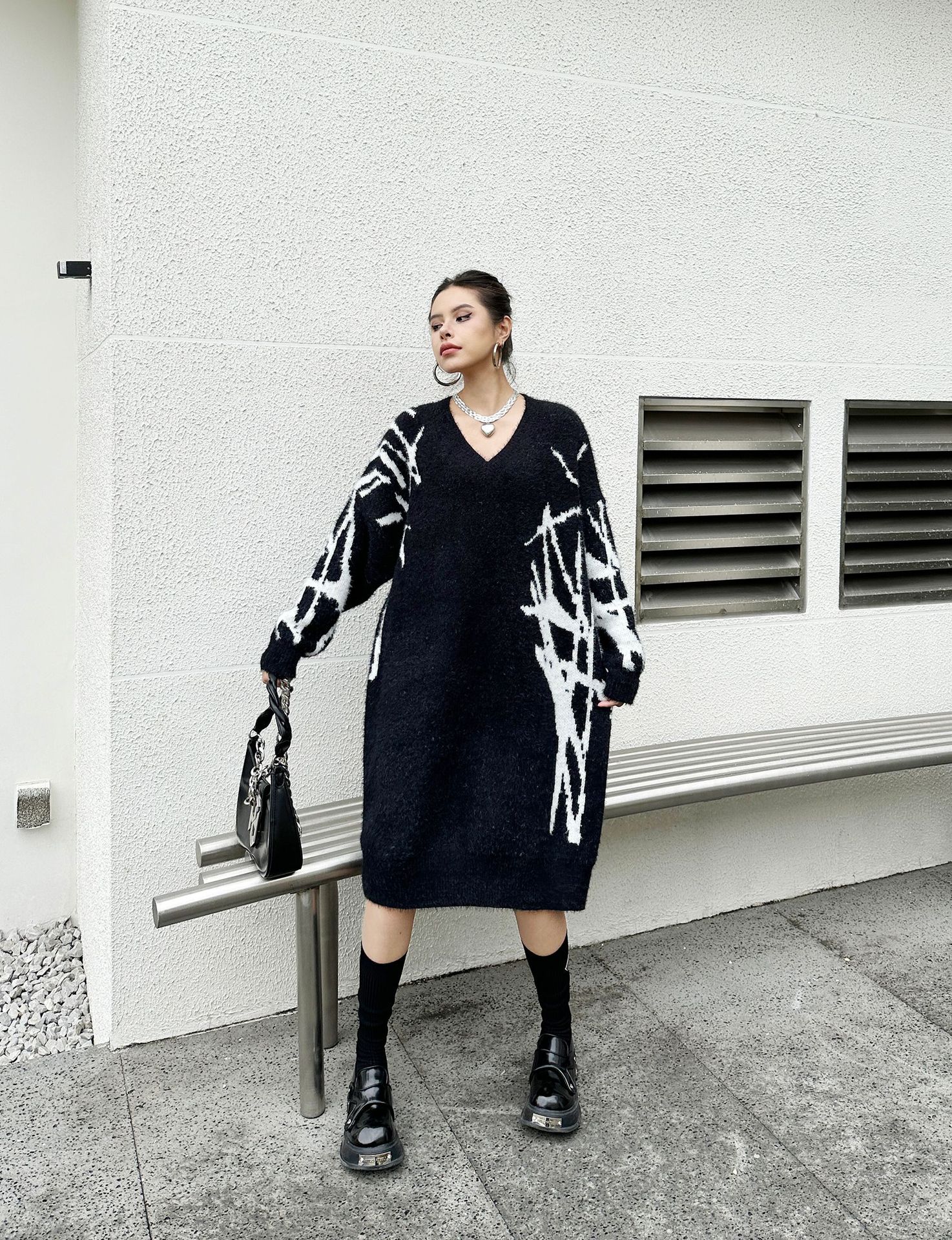 【J.Fashion】 ロングニット おしゃれ 個性的なデザイン ニットワンピース vネック レディース ロングセーター メガ割 【J.Fashion】 ロングニット おしゃれ 個性的なデザイン ニットワンピース vネック レディース ロングセーター メガ割