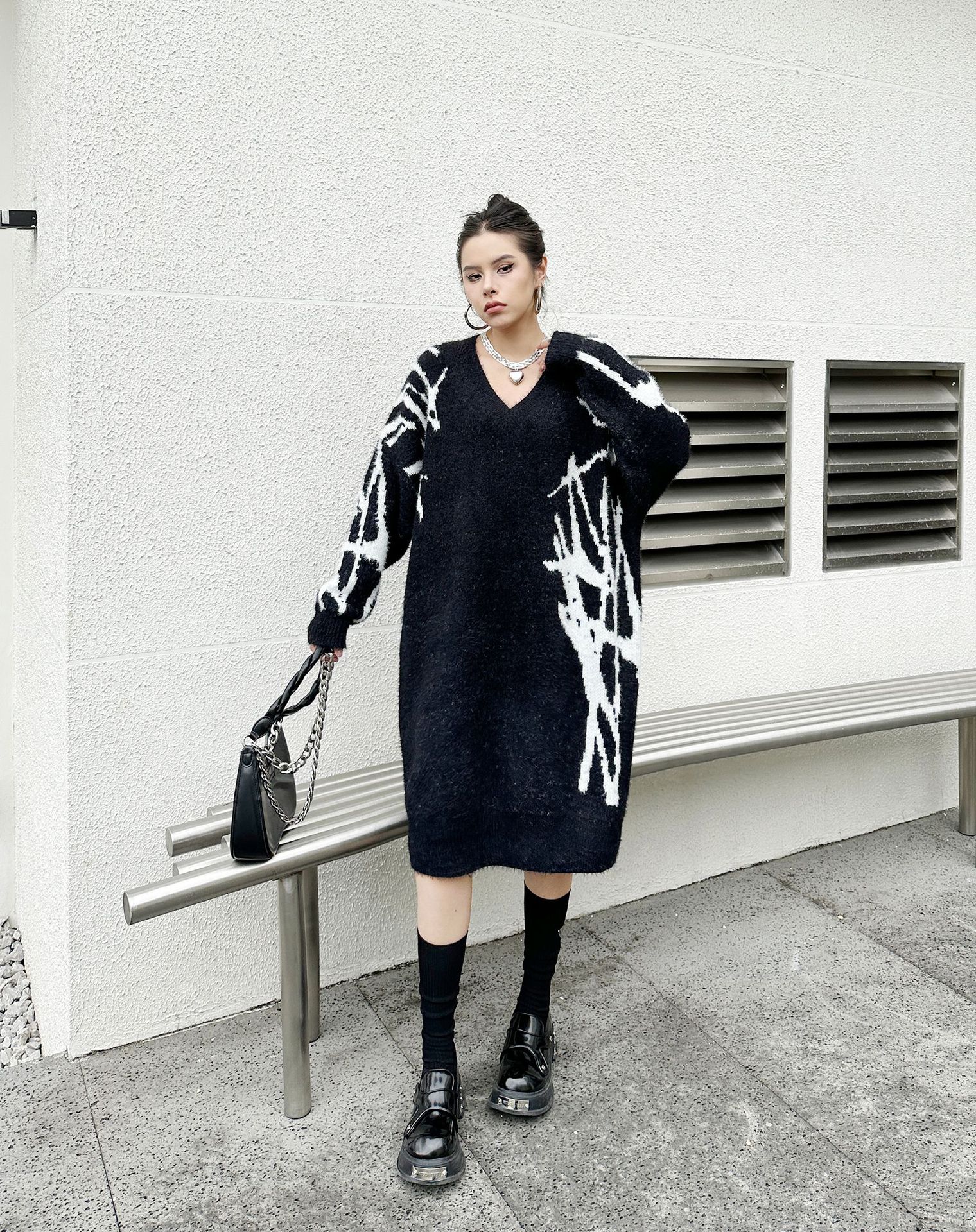 【J.Fashion】 ロングニット おしゃれ 個性的なデザイン ニットワンピース vネック レディース ロングセーター メガ割 【J.Fashion】 ロングニット おしゃれ 個性的なデザイン ニットワンピース vネック レディース ロングセーター メガ割