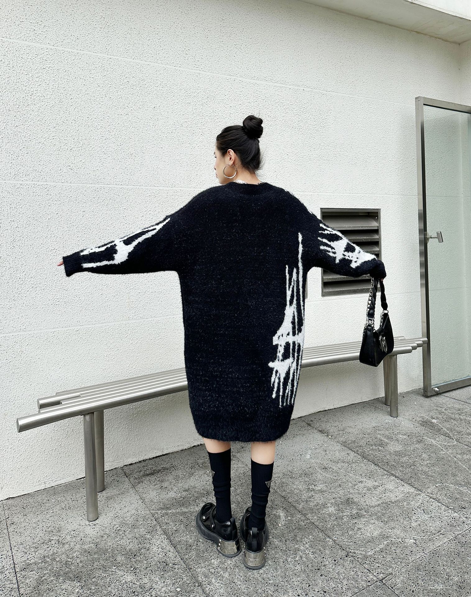 【J.Fashion】 ロングニット おしゃれ 個性的なデザイン ニットワンピース vネック レディース ロングセーター メガ割 【J.Fashion】 ロングニット おしゃれ 個性的なデザイン ニットワンピース vネック レディース ロングセーター メガ割