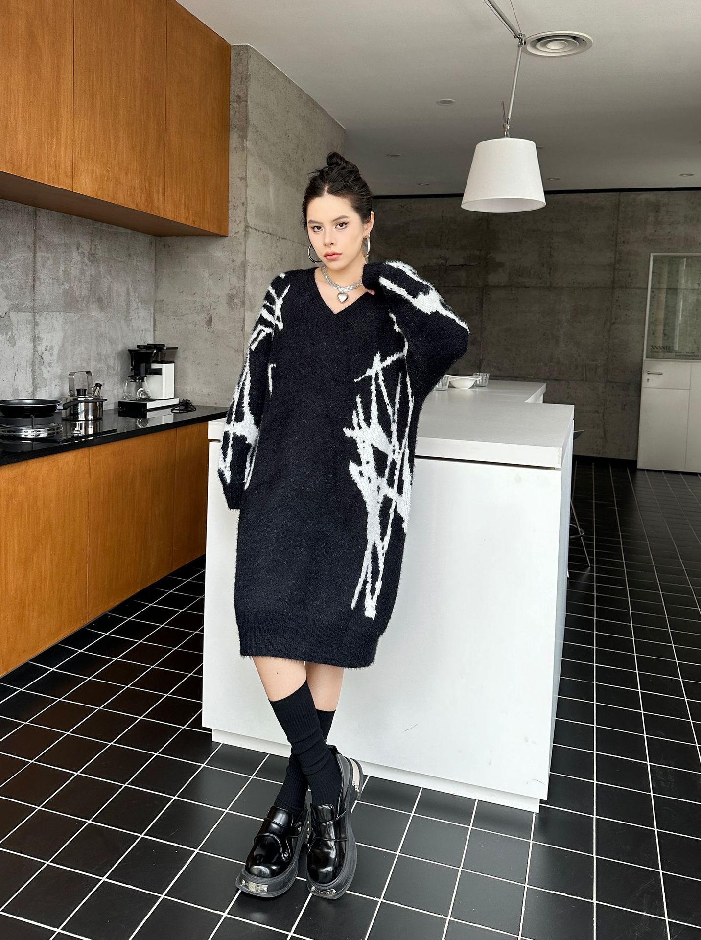 【J.Fashion】 ロングニット おしゃれ 個性的なデザイン ニットワンピース vネック レディース ロングセーター メガ割 【J.Fashion】 ロングニット おしゃれ 個性的なデザイン ニットワンピース vネック レディース ロングセーター メガ割