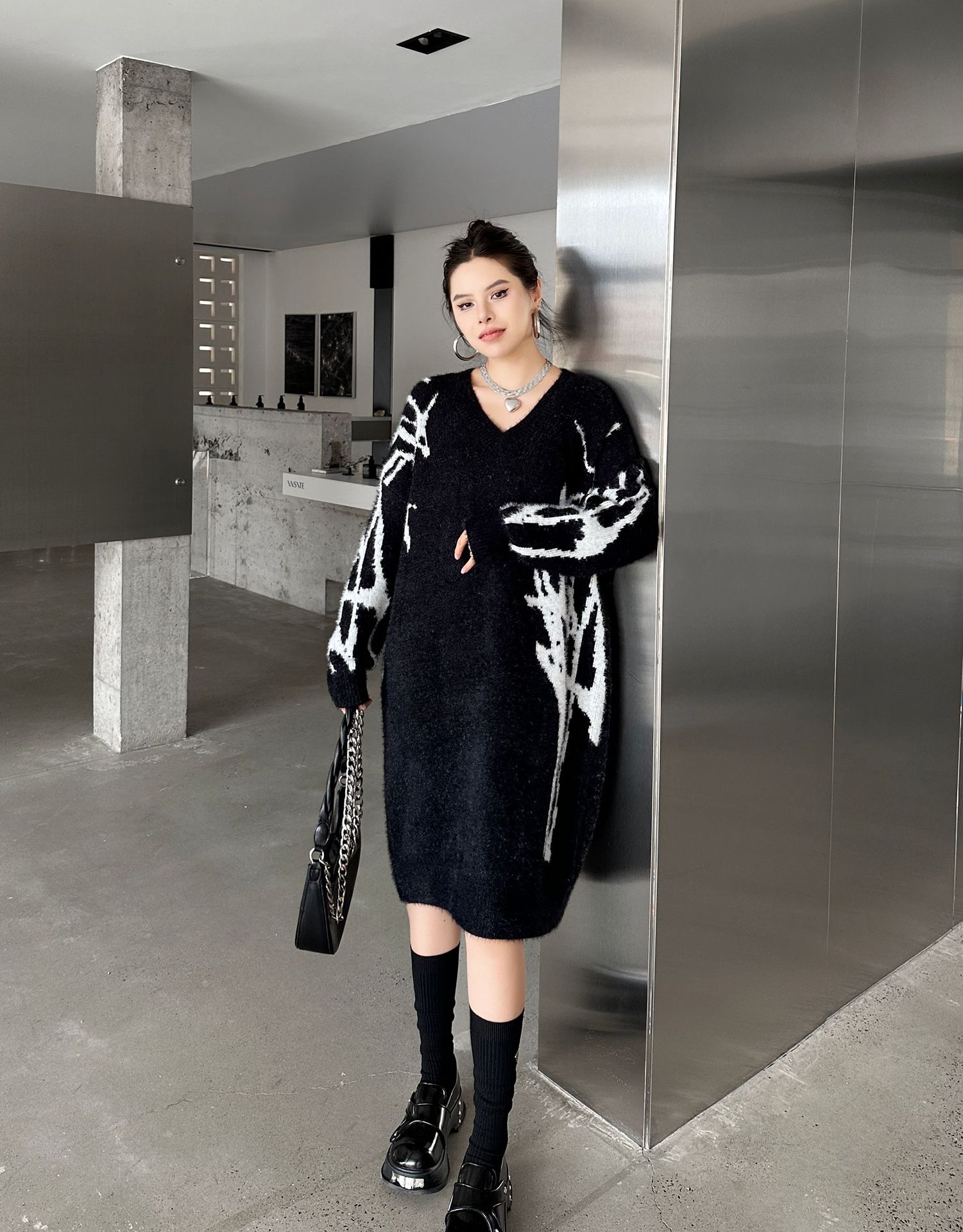 【J.Fashion】 ロングニット おしゃれ 個性的なデザイン ニットワンピース vネック レディース ロングセーター メガ割 【J.Fashion】 ロングニット おしゃれ 個性的なデザイン ニットワンピース vネック レディース ロングセーター メガ割