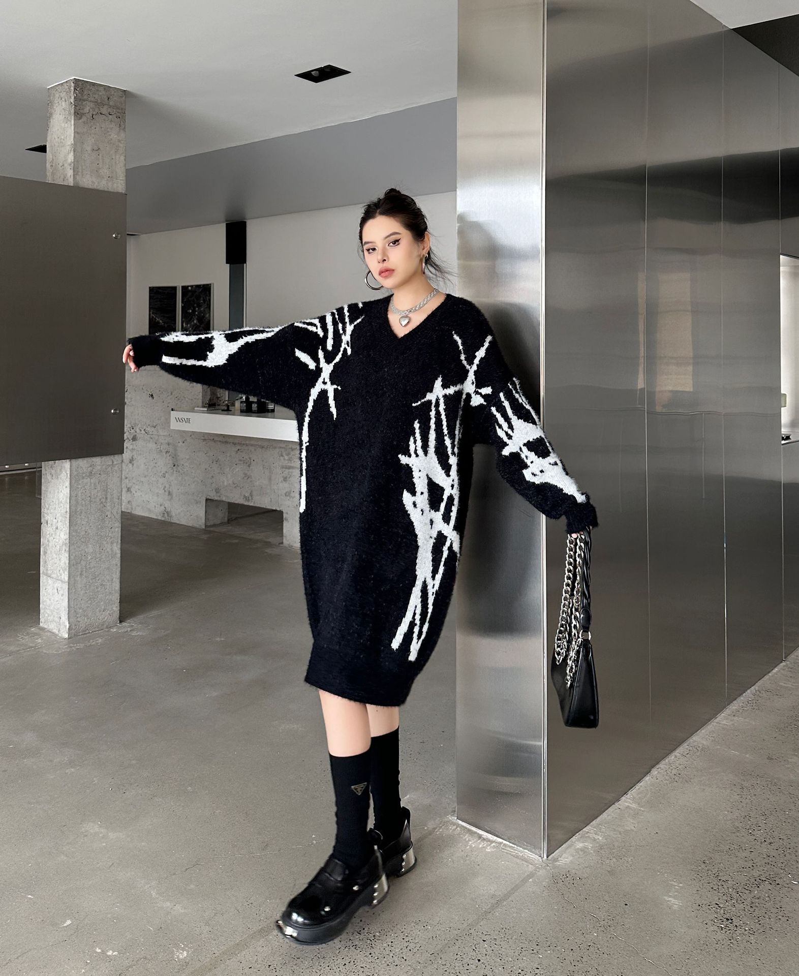 【J.Fashion】 ロングニット おしゃれ 個性的なデザイン ニットワンピース vネック レディース ロングセーター メガ割 【J.Fashion】 ロングニット おしゃれ 個性的なデザイン ニットワンピース vネック レディース ロングセーター メガ割