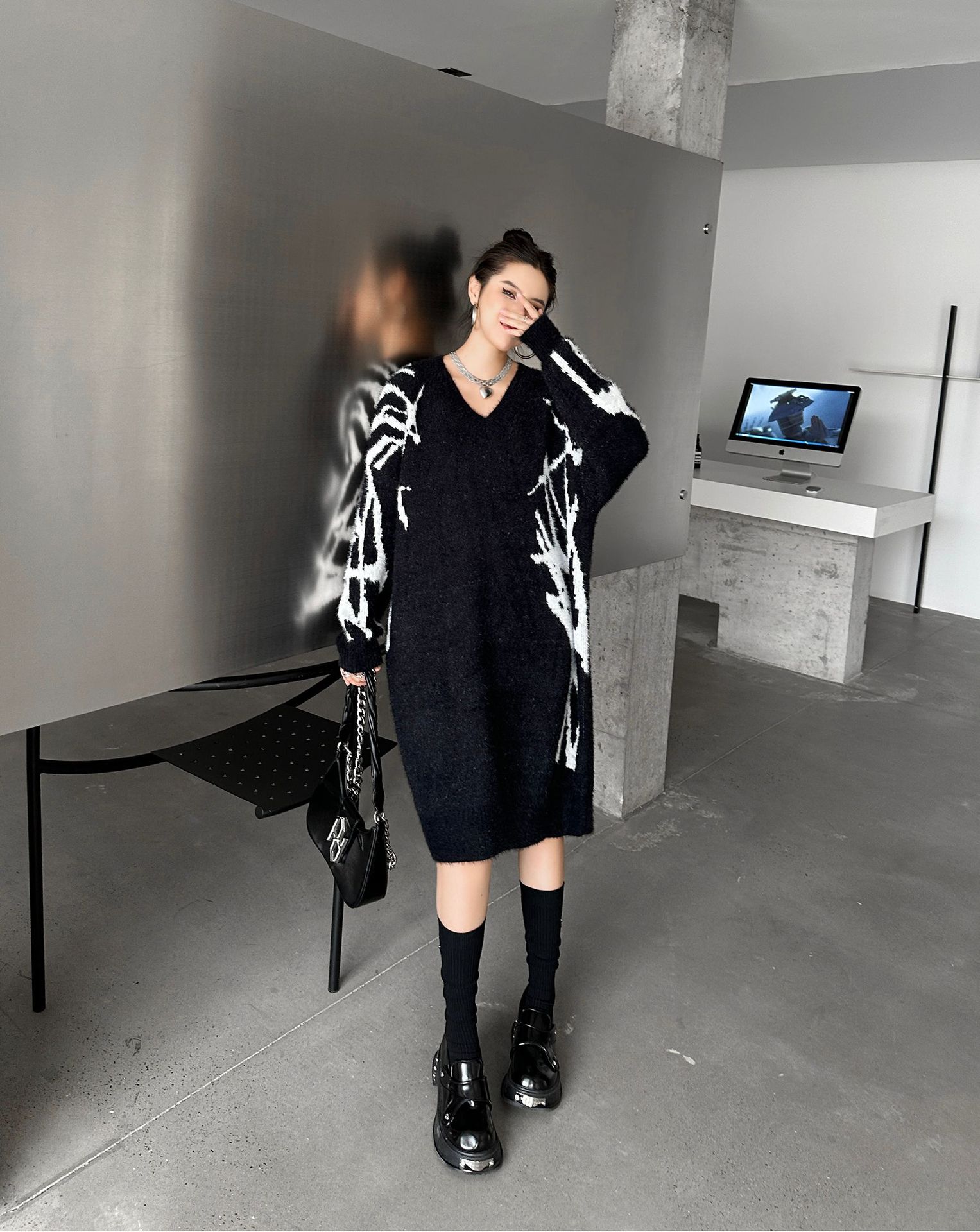 【J.Fashion】 ロングニット おしゃれ 個性的なデザイン ニットワンピース vネック レディース ロングセーター メガ割 【J.Fashion】 ロングニット おしゃれ 個性的なデザイン ニットワンピース vネック レディース ロングセーター メガ割