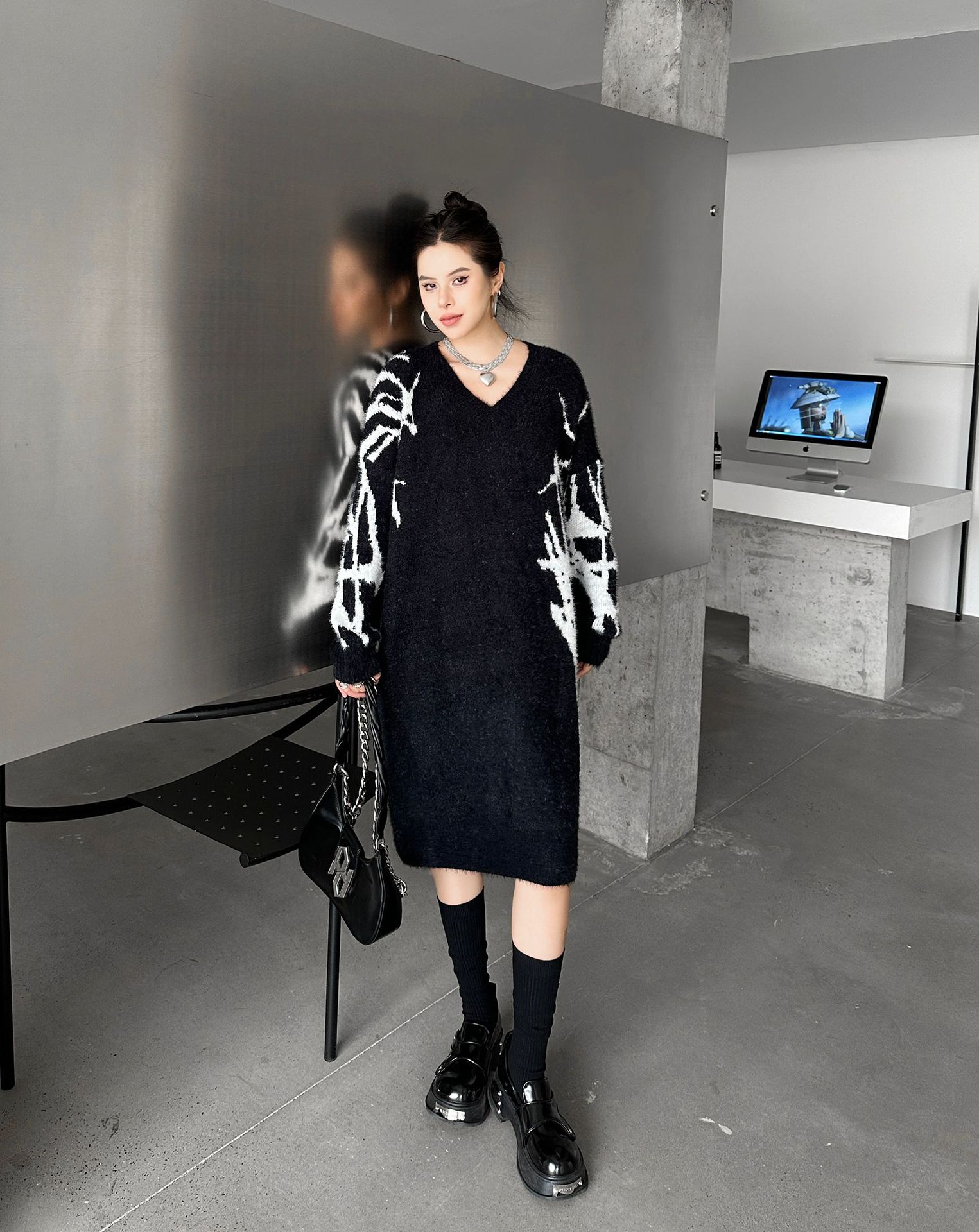 【J.Fashion】 ロングニット おしゃれ 個性的なデザイン ニットワンピース vネック レディース ロングセーター メガ割 【J.Fashion】 ロングニット おしゃれ 個性的なデザイン ニットワンピース vネック レディース ロングセーター メガ割