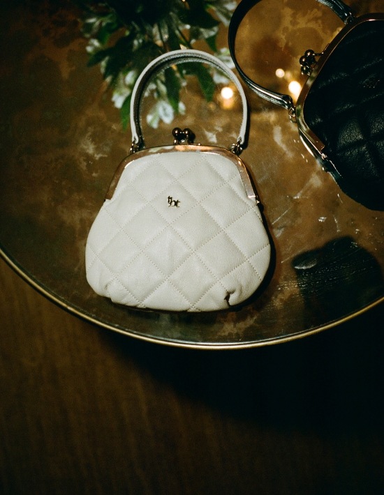 24FW Full moon bag (2 colors)