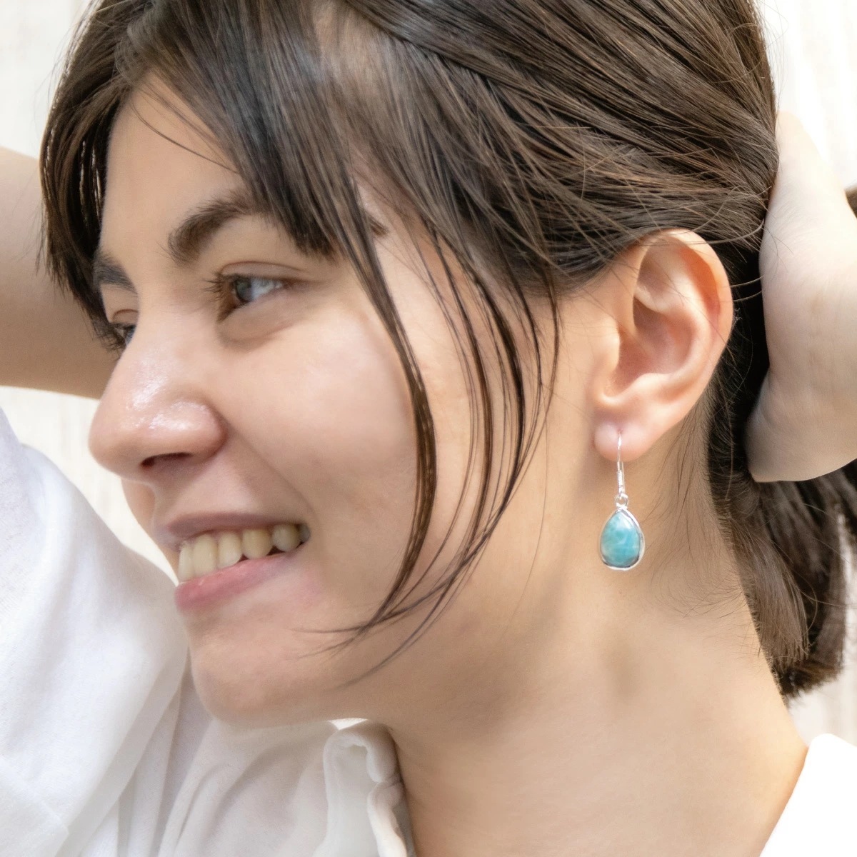 フックピアス レディース 両耳用 シルバー925 ラリマー 天然石 ドロップ 雫型 4本爪 揺れる フックピアス レディース 両耳用 シルバー925 ラリマー 天然石 ドロップ 雫型 4本爪 揺れる