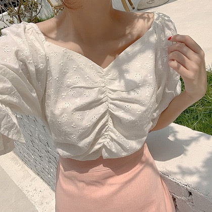 カジュアルセットアップスカートセットアップ 韓国 ファッション レディース 春 夏 カジュアル コーデ シンプル 定番 セレカジ 20代 30代 40代 2025 パフスリーブ パンチングレース カジュアルセットアップスカートセットアップ 韓国 ファッション レディース 春 夏 カジュアル コーデ シンプル 定番 セレカジ 20代 30代 40代 2025 パフスリーブ パンチングレース