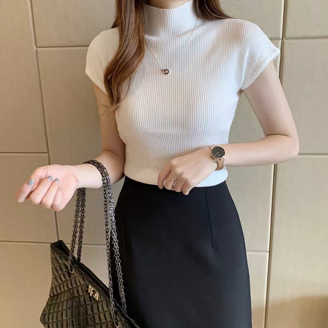 トップス 韓国風 リブニット ニットソー セーター 袖あり 半袖 ラウンドネック フィット ぴったり スリム タイト 細身 ニット ポケット ボタン 可愛い かわいい トップス 韓国風 オルチャン 定番 リブニット ハイネック