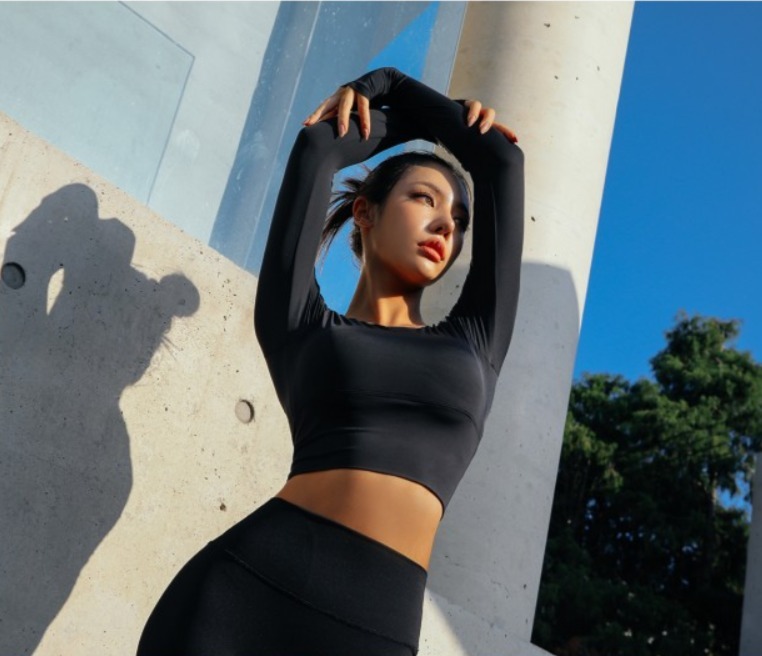 トップス カットソー トップス ミニ丈 ショート丈 袖あり 長袖 Uネック ラウンドネック 襟なし タイト 細身 ストレート きれいめ シンプル おしゃれ お洒落 かっこいい こなれ感 ラフ トップス カットソー トップス ミニ丈 ショート丈 袖あり 長袖 Uネック ラウンドネック 襟なし タイト 細身 ストレート きれいめ シンプル おしゃれ お洒落 かっこいい こなれ感 ラフ