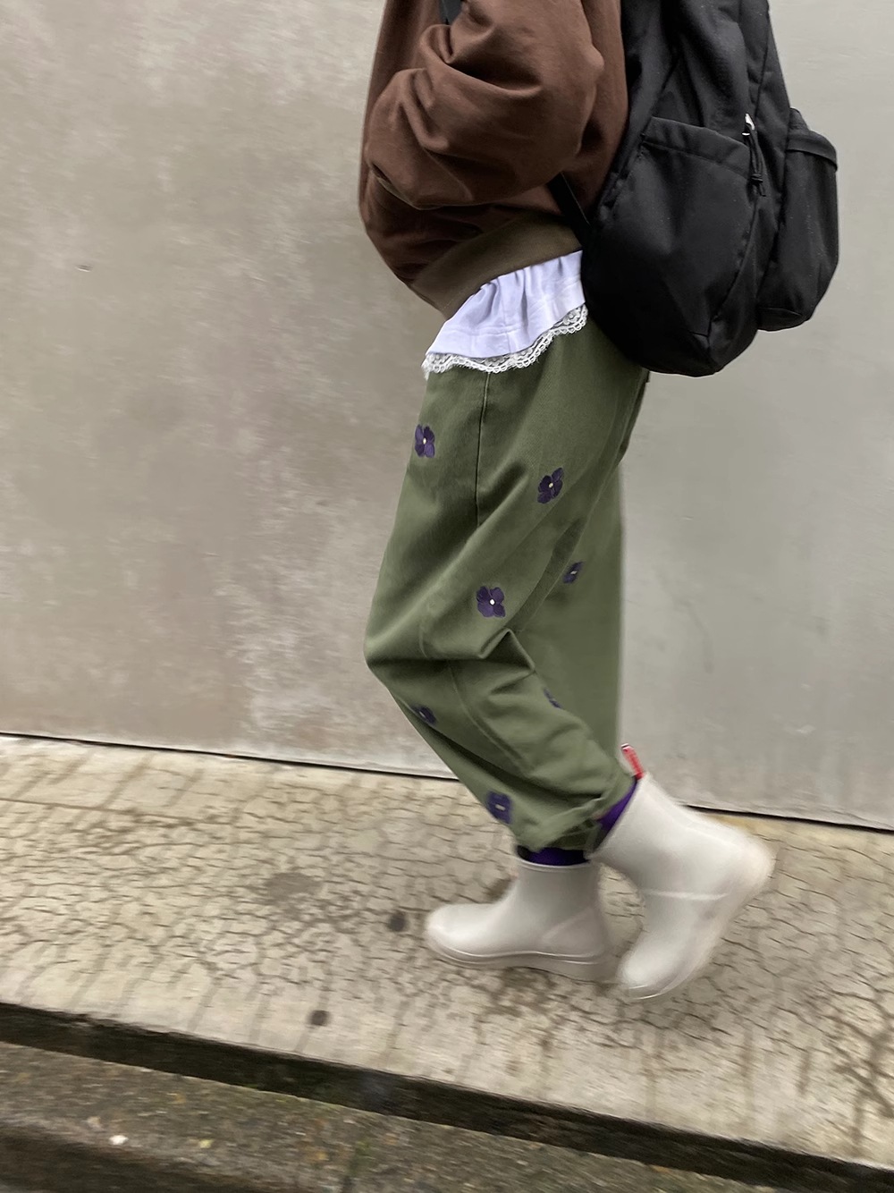 レディース パンツ ボトムス カーゴパンツ かわいい シンプル カジュアル かっこいい レトロ メンズライク ボーイッシュ スポーティー ガーリー クール 存在感 ヴィンテージ クラシカル カレッジ風