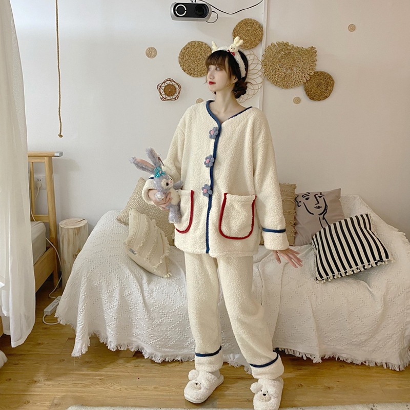 レディースパジャマ 長袖 前ボタン 白 襟なし レディースパジャマ 長袖 前ボタン 白 襟なし