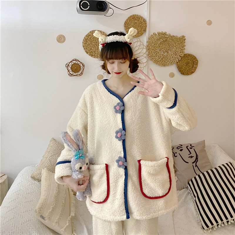 レディースパジャマ 長袖 前ボタン 白 襟なし レディースパジャマ 長袖 前ボタン 白 襟なし