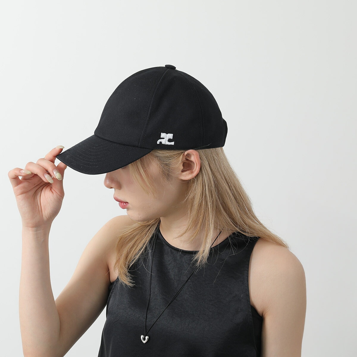 Courreges クレージュ ベースボールキャップ 125ACT039C00024 レディース アイコン刺繍 コットン 帽子 カラー2色 【mega】 Courreges クレージュ ベースボールキャップ 125ACT039C00024 レディース アイコン刺繍 コットン 帽子 カラー2色 【mega】