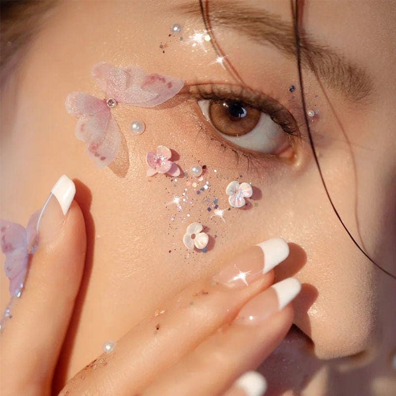 【1つ買うと1つ無料】【メガ割】ラッキーボックス アイメイク顔輝くダイヤモンドパール壊れたダイヤモンドスパンコール音楽祭ハニメイクステージパフォーマンスフォトスタジオ自撮りガールズグループ