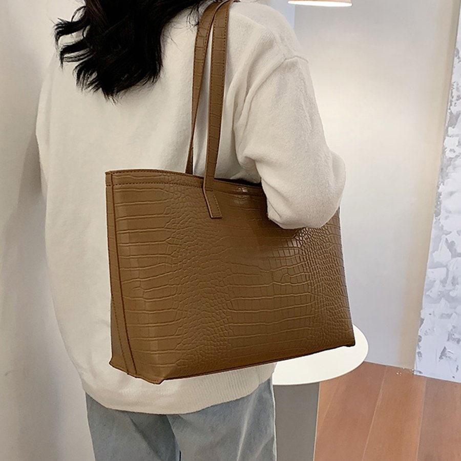 A4 トートバッグ クロコダイル柄 鞄 かばん ブラック ベージュ ライトブラウン ホワイト イエロ A4 トートバッグ クロコダイル柄 鞄 かばん ブラック ベージュ ライトブラウン ホワイト イエロ