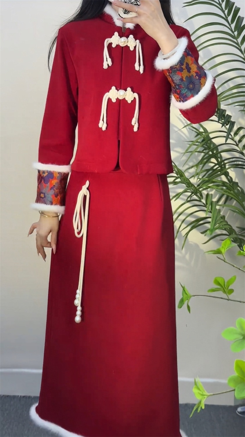 デザイン感秋冬 新年セットファッション クリスマス 衣装 新しい中国風 2点セット デザイン感秋冬 新年セットファッション クリスマス 衣装 新しい中国風 2点セット