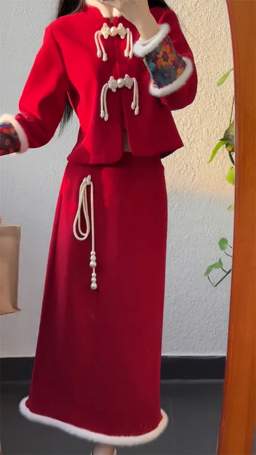 デザイン感秋冬 新年セットファッション クリスマス 衣装 新しい中国風 2点セット デザイン感秋冬 新年セットファッション クリスマス 衣装 新しい中国風 2点セット