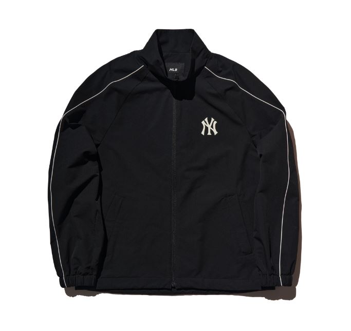 VARSITY SPORTIVE WINDBREAKER