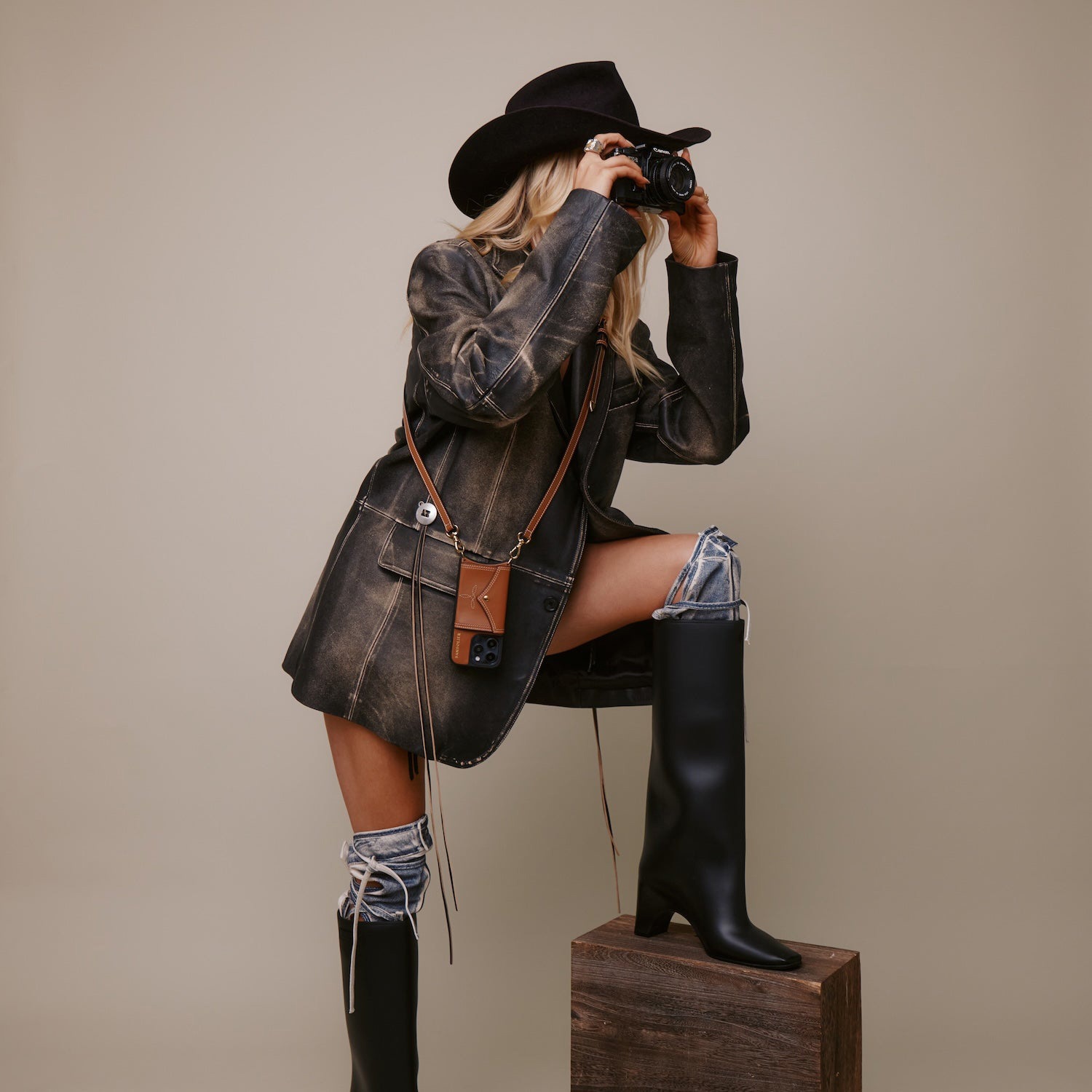 iphone15 15pro 15proMax スマホケース ショルダー 携帯 メンズ レディース 14CSD