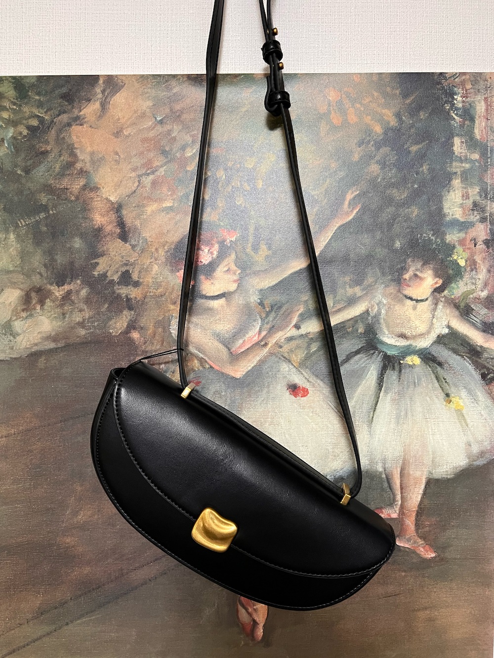 ハーフムーン ハック(Le reveuse）