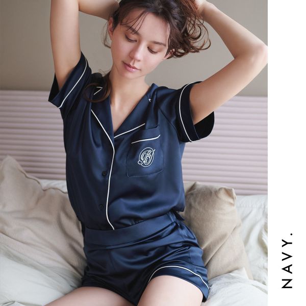 ®︎新品未使用RAVIJOURサテンシャツ ショートスリーブセット ラヴィジュール RAVIJOUR サテンシャツ ショートスリーブ