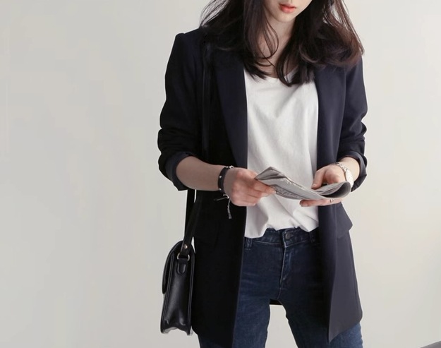 レディース ジャケット スーツ アウター 上着 ミドル丈 長袖 襟付き スーツカラー ポケット ボタン 大人可愛い きれいめ シンプル カジュアル 上品 おしゃれ かっこいい レトロ こなれ感 レディース ジャケット スーツ アウター 上着 ミドル丈 長袖 襟付き スーツカラー ポケット ボタン 大人可愛い きれいめ シンプル カジュアル 上品 おしゃれ かっこいい レトロ こなれ感