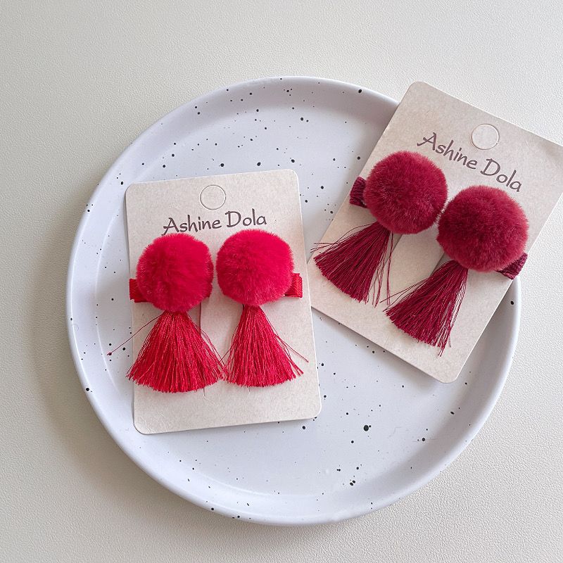 子供のアンティーク ヘア アクセサリー女の子かわいい毛皮ボール タッセル ヘア アクセサリー ベビー チャイナ ヘア クリップ少女漢服ヘッド アクセサリー r n1001-スカーレット 子供のアンティーク ヘア アクセサリー女の子かわいい毛皮ボール タッセル ヘア アクセサリー ベビー チャイナ ヘア クリップ少女漢服ヘッド アクセサリー r n1001-スカーレット