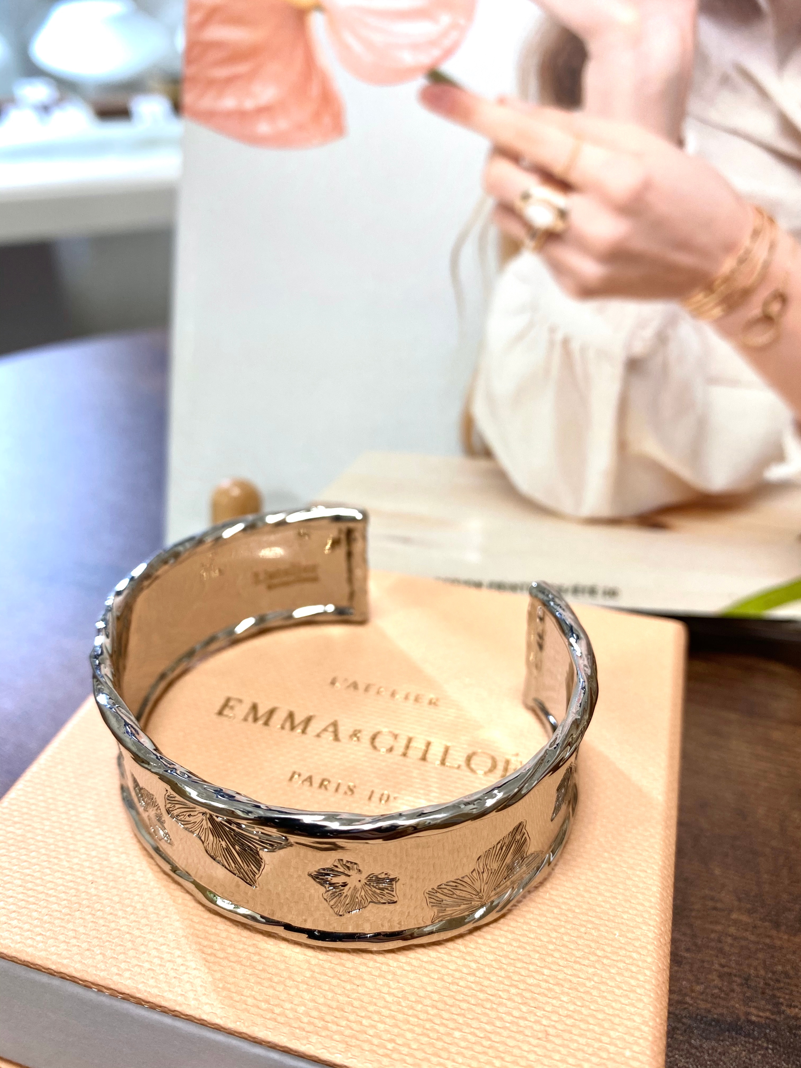 バングルブレスレット シルバー 葉っぱモチーフ アレルギーフリー