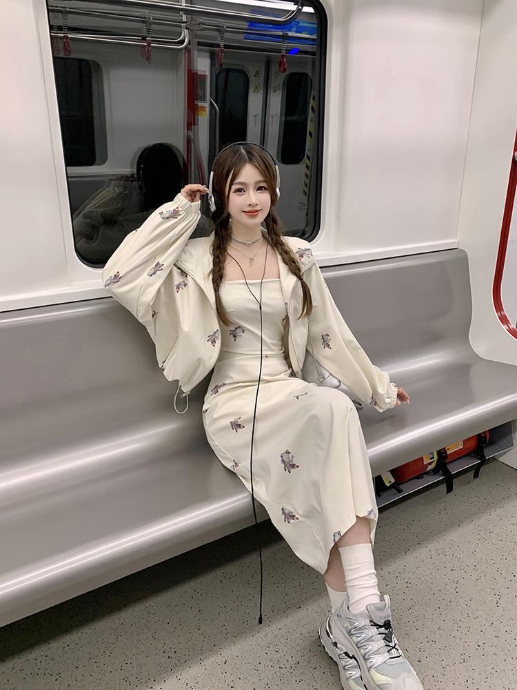 セットアップ 新作登場トップス+ズボン 2点セット パーカー 大きいサイズパーカー スウェット ア ップ 長袖フード付きアウター無地 スウェットパンツ韓国ファッション レディーストレーニングウェアスポ セットアップ 新作登場トップス+ズボン 2点セット パーカー 大きいサイズパーカー スウェット ア ップ 長袖フード付きアウター無地 スウェットパンツ韓国ファッション レディーストレーニングウェアスポ