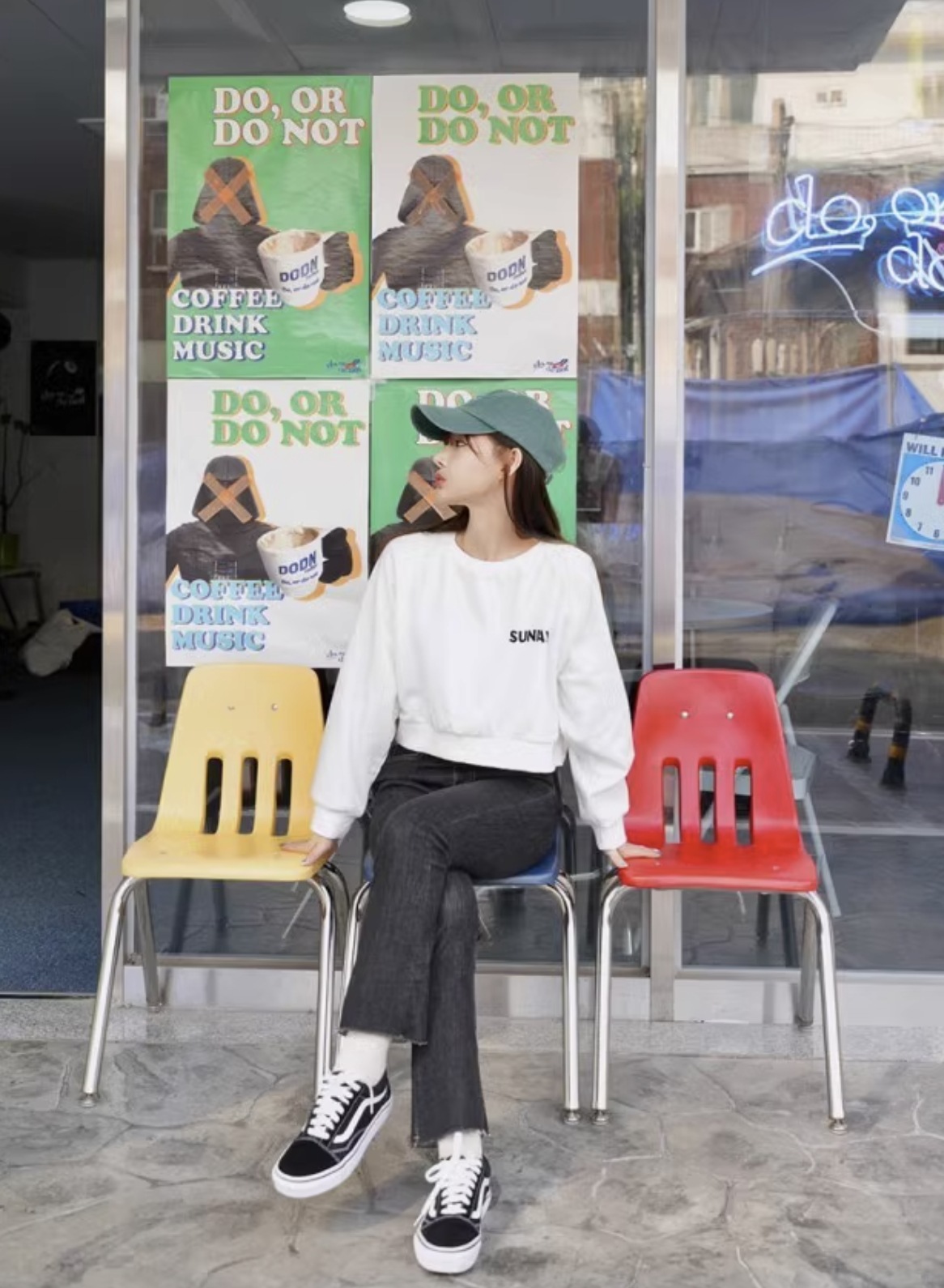 レディース パンツ ボトムス デニム Gパン デニムパンツ カジュアルパンツ アンクル丈 セミフレア 細身 ブーツカット かわいい 大人可愛い カジュアル 上品 おしゃれ かっこいい こなれ感 ラフ レディース パンツ ボトムス デニム Gパン デニムパンツ カジュアルパンツ アンクル丈 セミフレア 細身 ブーツカット かわいい 大人可愛い カジュアル 上品 おしゃれ かっこいい こなれ感 ラフ