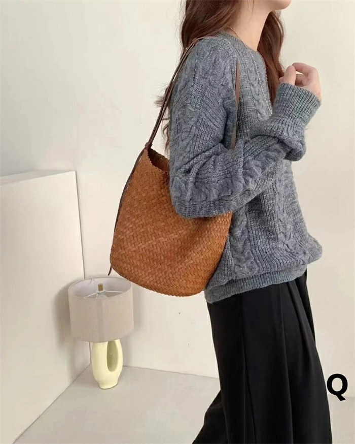 トートバッグ レディース バケツ型 バッグ 通勤バッグ 編みバッグ かごバッグ レザー ショルダーバッグ 斜め掛けバッグ 2way 肩掛け 軽量 バケツバッグ バケツ型バッグ ワンハンドルバッグ 柔ら