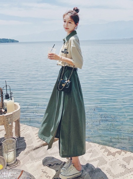 レトロ風 ワンピース ロング丈 袖あり 半袖 襟付き シャツカラー フレア デザイン ボタン 美ライン ニュアンス ベルト レイヤード バイカラー かわいい 大人可愛い きれいめ シンプル カジュアル レトロ風 ワンピース ロング丈 袖あり 半袖 襟付き シャツカラー フレア デザイン ボタン 美ライン ニュアンス ベルト レイヤード バイカラー かわいい 大人可愛い きれいめ シンプル カジュアル