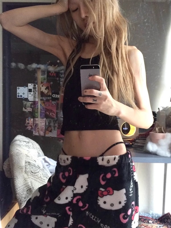 Qoo10] 【3日内出荷】キティちゃん パジャマ ハ