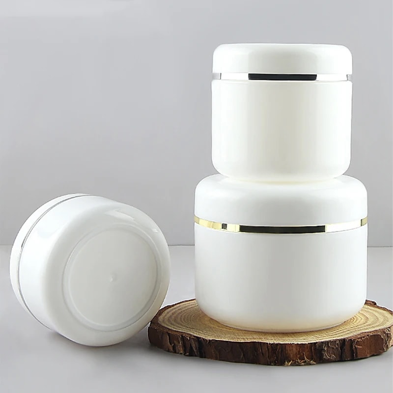 化粧用の空のプラスチック製サンプルボトル,化粧品用の詰め替え可能な容器,黒と白,30個,10g,20g,30g,50g,100g