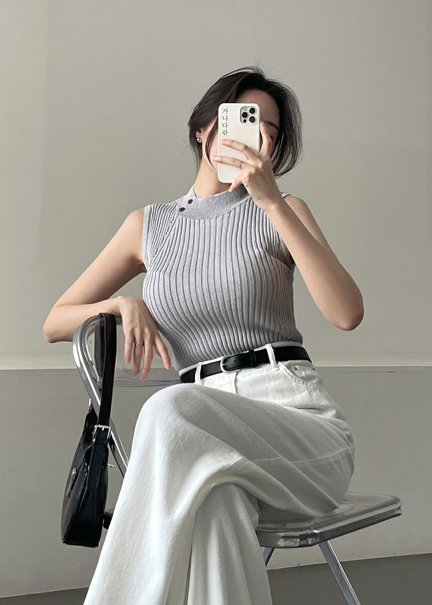 [メガ割りSALE]リネン混リブハーフネックダイアゴナルラインスリムニット