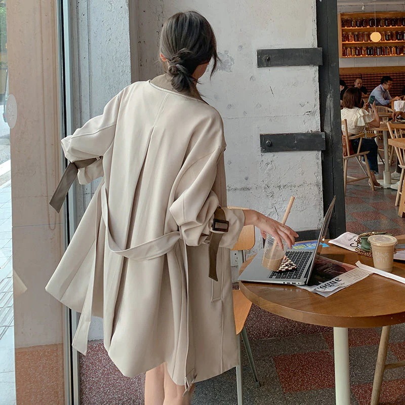 2024新作 春ト レンチコート コディネート おしゃれ 秋 高級感 セミロング 英伦風 気質 コート 流行りコート トップス アウター 通勤 大きいサイズ トトップス 大人っぽチェスターコート 春ト 2024新作 春ト レンチコート コディネート おしゃれ 秋 高級感 セミロング 英伦風 気質 コート 流行りコート トップス アウター 通勤 大きいサイズ トトップス 大人っぽチェスターコート 春ト