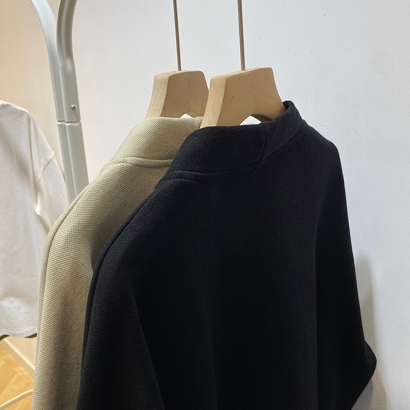 アウター ブルゾン 上着 長袖 Vネック 前開き ボタン ポケット ショート丈 かわいい 大人可愛い きれいめ シンプル 上品 おしゃれ かっこいい カジュアル こなれ感 個性的 主役級 存在感 アウター ブルゾン 上着 長袖 Vネック 前開き ボタン ポケット ショート丈 かわいい 大人可愛い きれいめ シンプル 上品 おしゃれ かっこいい カジュアル こなれ感 個性的 主役級 存在感