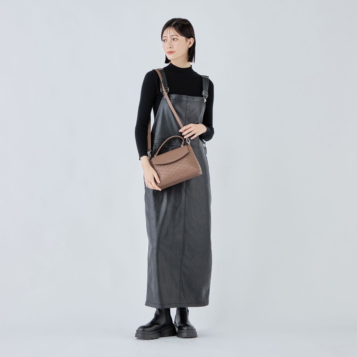 MURUA (ムルーア) 2WAYハンドバッグ ショルダーバッグ MR-B1314 muエンボス レディース ブランド 送料無料 ギフト プレゼント 贈り物 MURUA (ムルーア) 2WAYハンドバッグ ショルダーバッグ MR-B1314 muエンボス レディース ブランド 送料無料 ギフト プレゼント 贈り物