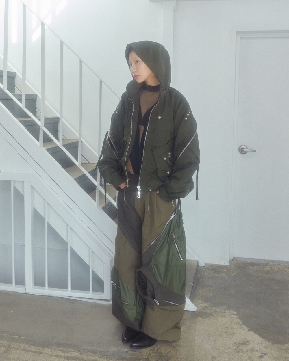 【SURGERY】 SURGERY ICARUS PARACHUTE JACKET : KHAKI 【SURGERY】 SURGERY ICARUS PARACHUTE JACKET : KHAKI