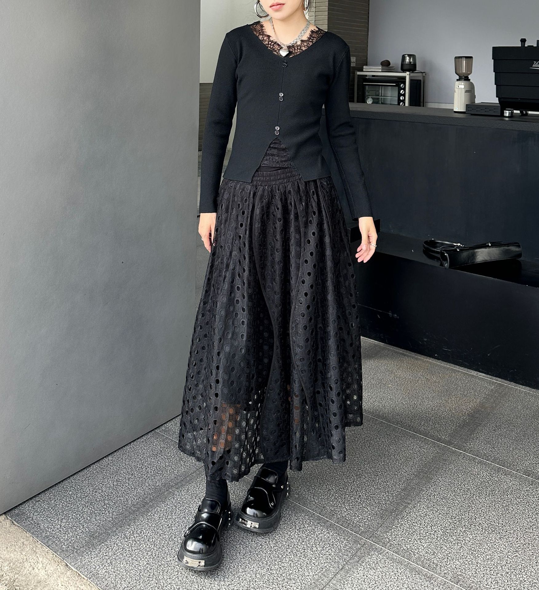 【J.Fashion】 レース スカート おしゃれ 透かし彫り 個性的なデザイン レディース ロングスカート メガ割